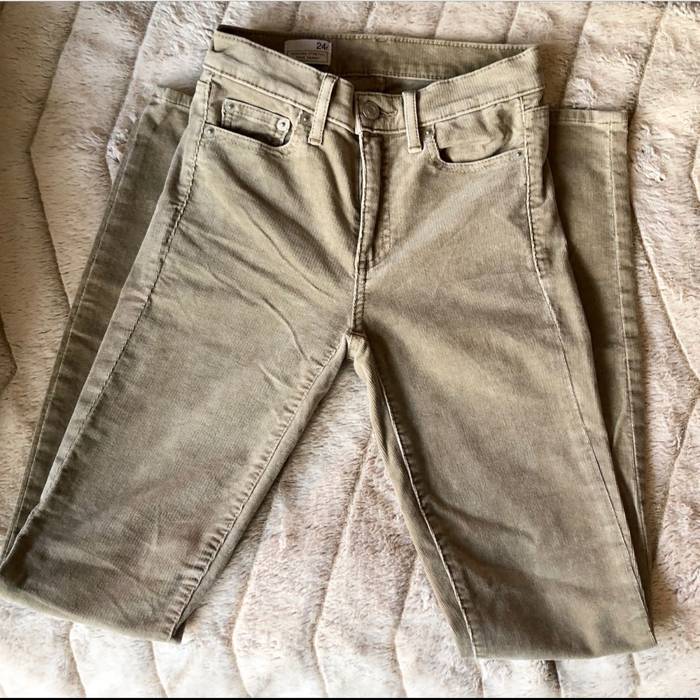 NWOT GAP Modern Stretchy True Skinny Jeans